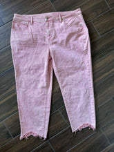 Load image into Gallery viewer, Time &amp; Tru Plus Size 20 Light Pink Mid-Rise Raw Hem Denim Jeans
