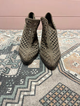 Load image into Gallery viewer, Size 9 Vince Camuto Perforated Heeled Ankle Booties
