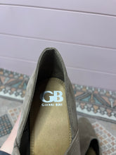 Load image into Gallery viewer, 8.5 Gianni Bini Heeled Slip On Mules
