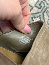 Load image into Gallery viewer, 8.5 Gianni Bini Heeled Slip On Mules

