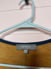 Load image into Gallery viewer, Medium/ Large Umgee Tan &amp; Navy Blue Cardigan
