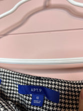 Load image into Gallery viewer, Size 10 Apt. 9 Dress Slacks

