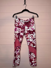 Load image into Gallery viewer, Medium Under Armour Mesh Cut Out Floral Print Leggings
