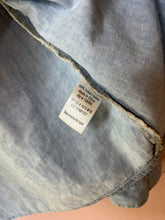 Load image into Gallery viewer, Small Mel And Mo Light Wash Chambray Pearl Snap Button Up Shirt
