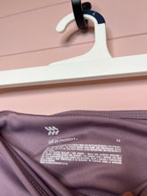 Load image into Gallery viewer, Medium NWT All In Motion 7” High Rise Sculpt Biker Shorts
