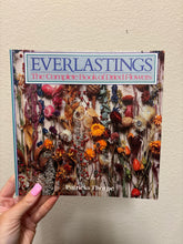 Load image into Gallery viewer, Vintage Everlastings The Complete Book of Dried Flowers Coffee Table Book
