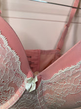 Load image into Gallery viewer, 40C Torrid Pink Lace Plus Size Bra
