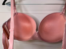 Load image into Gallery viewer, 40C Torrid Pink Lace Plus Size Bra
