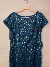 Load image into Gallery viewer, Size 16W NWT ADRIANNA PAPELL DEEP BLUE SEQUIN SHORT SLEEVE COLUMN GOWN (PLUS SIZE)
