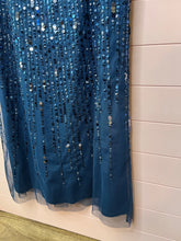Load image into Gallery viewer, Size 16W NWT ADRIANNA PAPELL DEEP BLUE SEQUIN SHORT SLEEVE COLUMN GOWN (PLUS SIZE)
