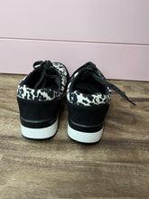 Load image into Gallery viewer, Size 8 Crazy Train Wacky Western Black Cowhide Sneakers
