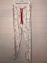 Load image into Gallery viewer, Small Victoria’s Secret Sleep Pants
