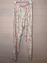 Load image into Gallery viewer, Small Victoria’s Secret Sleep Pants
