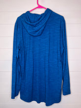 Load image into Gallery viewer, XL Under Armour Mens Blue Fitted Hooded Long Sleeve Shirt
