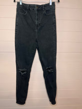 Load image into Gallery viewer, Size 10 American Eagle Black Ultra High Rise Distressed Knee Skinny Jeans
