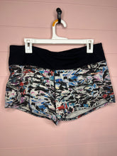 Load image into Gallery viewer, Size 8 Lululemon Multicolor Athletic Shorts
