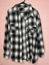 Load image into Gallery viewer, 2XL Black White Shacket Flannel
