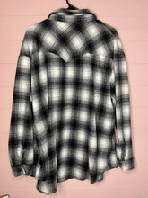 Load image into Gallery viewer, 2XL Black White Shacket Flannel
