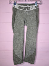 Load image into Gallery viewer, XS Gymshark Green Leggings
