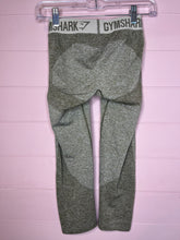 Load image into Gallery viewer, XS Gymshark Green Leggings
