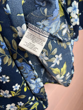 Load image into Gallery viewer, XL Time and True Blue Floral Ruffle Top
