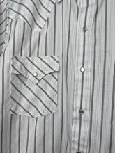 Load image into Gallery viewer, Medium Plains Mens Short Sleeve Pearl Snap Western Button Up Shirt

