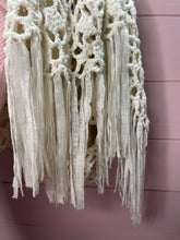 Load image into Gallery viewer, Small Forever 21 Ivory Crochet Fringe Duster
