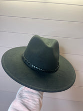 Load image into Gallery viewer, Boho Western Black Felt Hat

