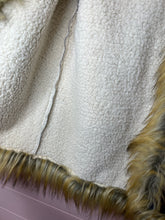 Load image into Gallery viewer, Medium Flying Tomato Fur Printed Boho Western Vest
