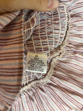 Load image into Gallery viewer, Medium Essue Boho Stripe Puff Sleeve Crop Top
