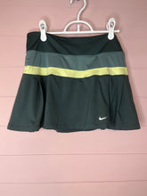 Load image into Gallery viewer, Medium Nike Tennis Skirt With Built In Shorts
