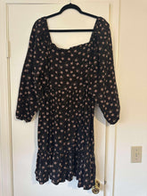 Load image into Gallery viewer, XXXL Celebrity Pink Floral Smocked Dress
