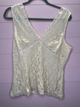 Load image into Gallery viewer, M/L Ivory Lace Vintage V-Neck Tank Top
