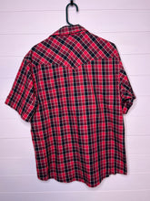 Load image into Gallery viewer, XL Wrangler Men’s Short Sleeve Pearl Snap Button Up Shirt
