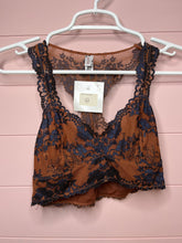 Load image into Gallery viewer, Small Wishlist NWT Brown &amp; Navy Blue Lace Bralette
