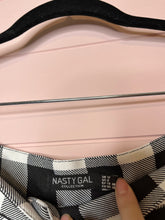 Load image into Gallery viewer, Size 8 Nasty Gal Black &amp; White Checkered Dress Pants
