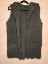 Load image into Gallery viewer, Large Zenana Hooded Gray Sherpa Sweater Vest
