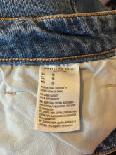 Load image into Gallery viewer, Size 18 American Eagle Highest Rise Mom Denim Shorts
