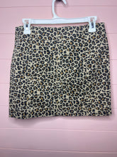 Load image into Gallery viewer, Size 11/30W Jolt Stretchy Leopard Print Mini Skirt
