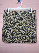 Load image into Gallery viewer, Size 11/30W Jolt Stretchy Leopard Print Mini Skirt

