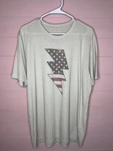Load image into Gallery viewer, XL Wild Junkie Boutique Patriotic Fourth Of July Lightning Bolt Graphic T-Shirt
