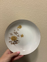 Load image into Gallery viewer, Vintage Style House Yellow Good Floral Salad Bowl
