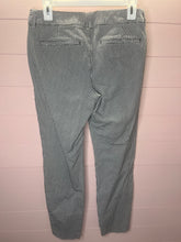 Load image into Gallery viewer, 10 Tall Old Navy Pixie Mid Rise Black White Printed Dress Pants
