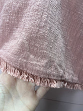 Load image into Gallery viewer, Large Lulus Dusty Rose Boho Fringe Crop Top
