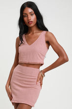 Load image into Gallery viewer, Large Lulus Dusty Rose Boho Fringe Crop Top
