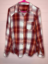 Load image into Gallery viewer, Large Maurice’s Pearl Snap Button Up Long Sleeve Cotton Shirt
