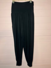 Load image into Gallery viewer, Medium Athleta Black Studio Jogger Pants
