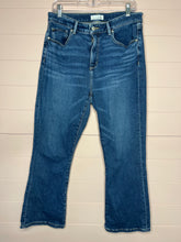 Load image into Gallery viewer, Size 10/30 Loft Curvy Kick Crop Denim Jeans
