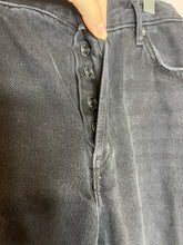 Load image into Gallery viewer, Size 26 Free People Black Distressed High Rise Mom Jeans
