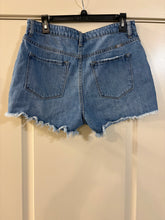 Load image into Gallery viewer, 11/29 Kancan Cut Off Denim Shorts
